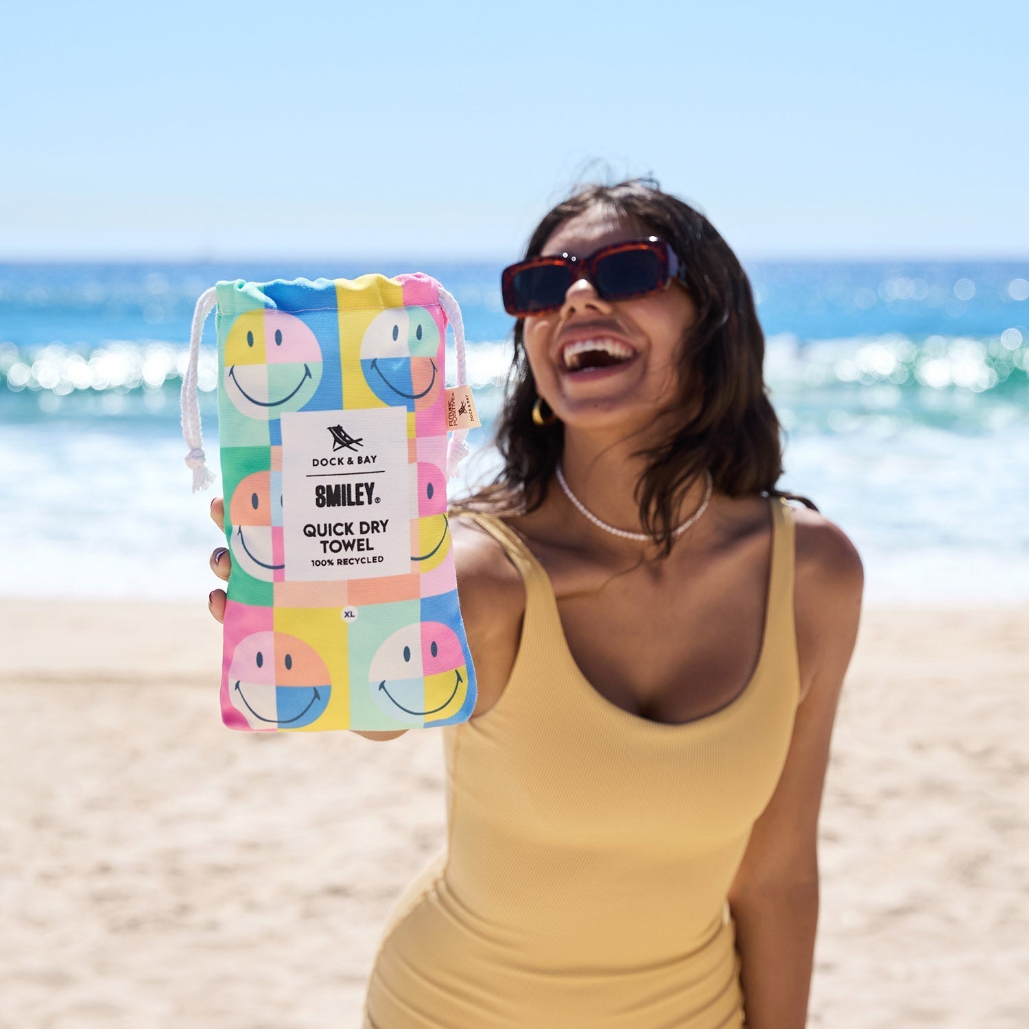 Dock & Bay x Smiley® x Calm Quick Dry Towel