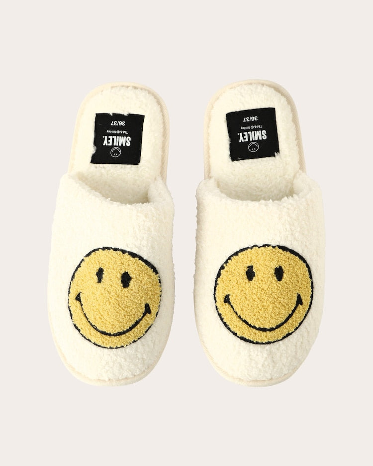 Women's fluffy slippers - off-white | The Smiley Company