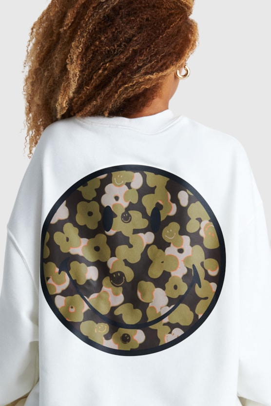BAW X SMILEY CAMO SWEATSHIRT