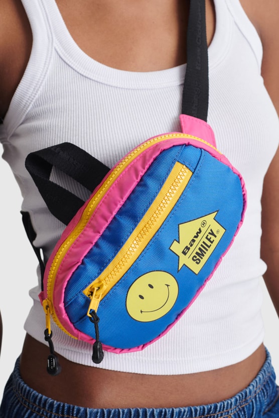 Round Bag x Smiley® Pouch