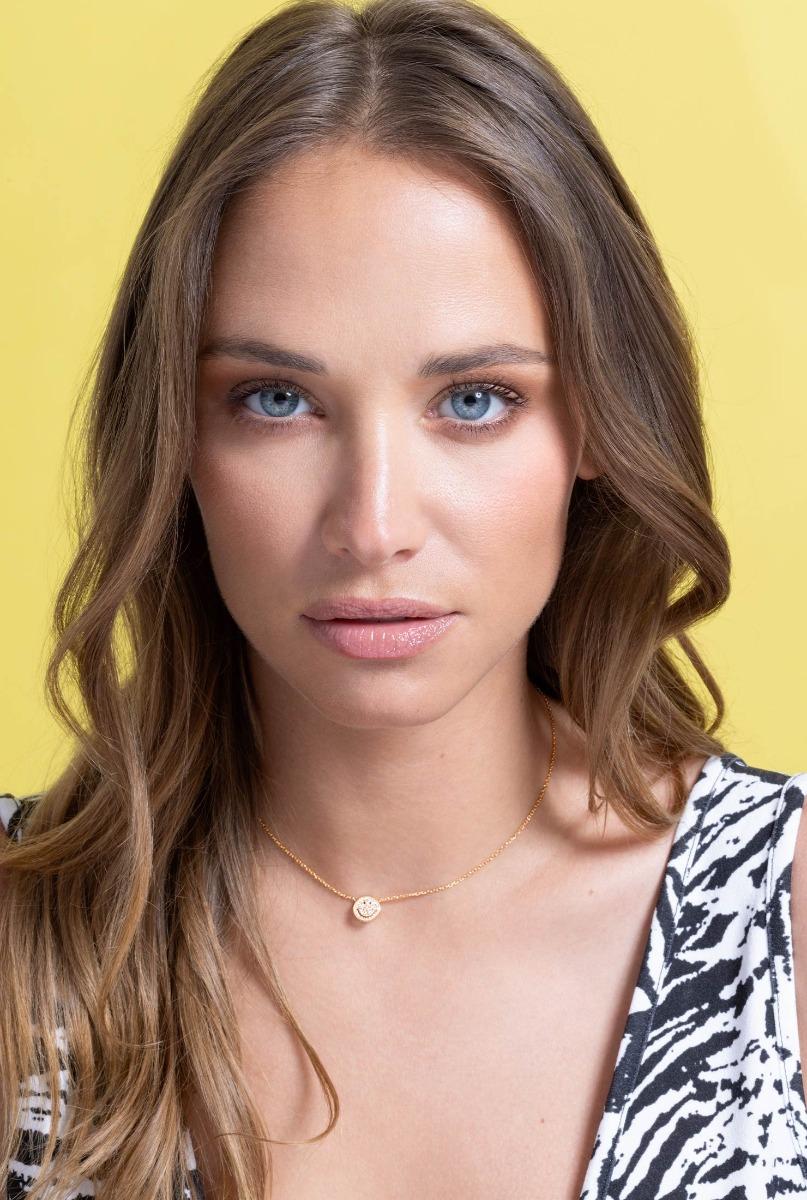 Rose gold chain necklace with diamond-paved smiley