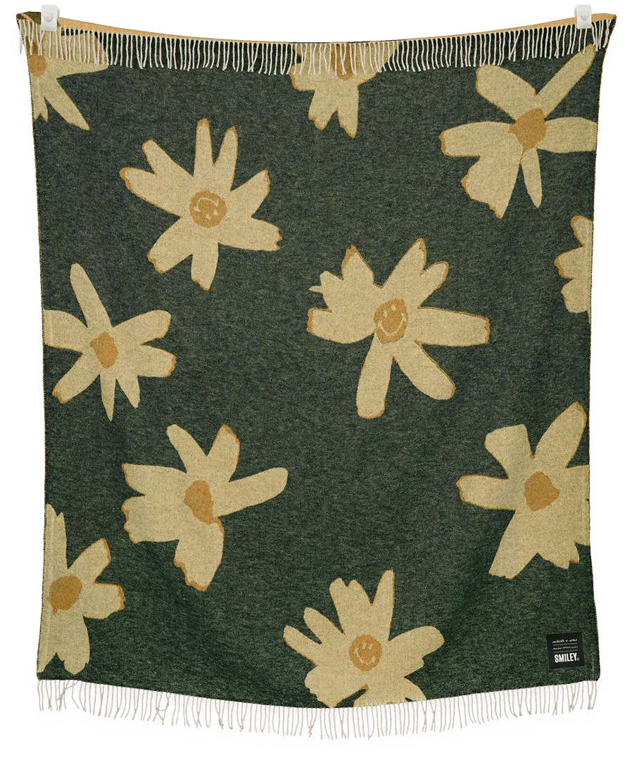 Sackcloth & Ashes x Smiley® | Bloom Joy Blanket
