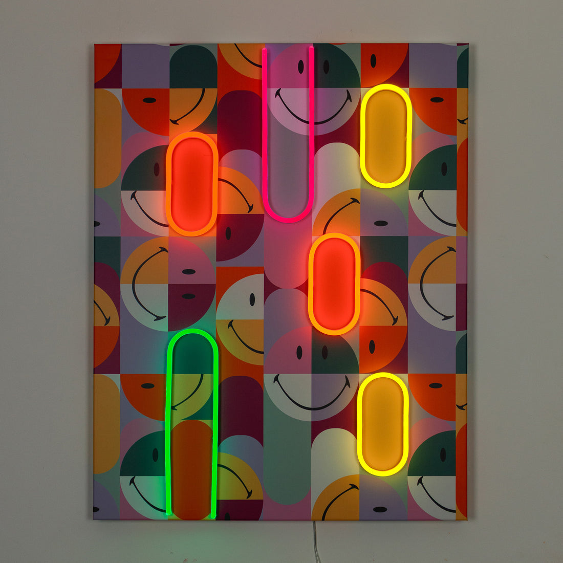 Happy Bunch: The Original Smiley LED Neon Canvas