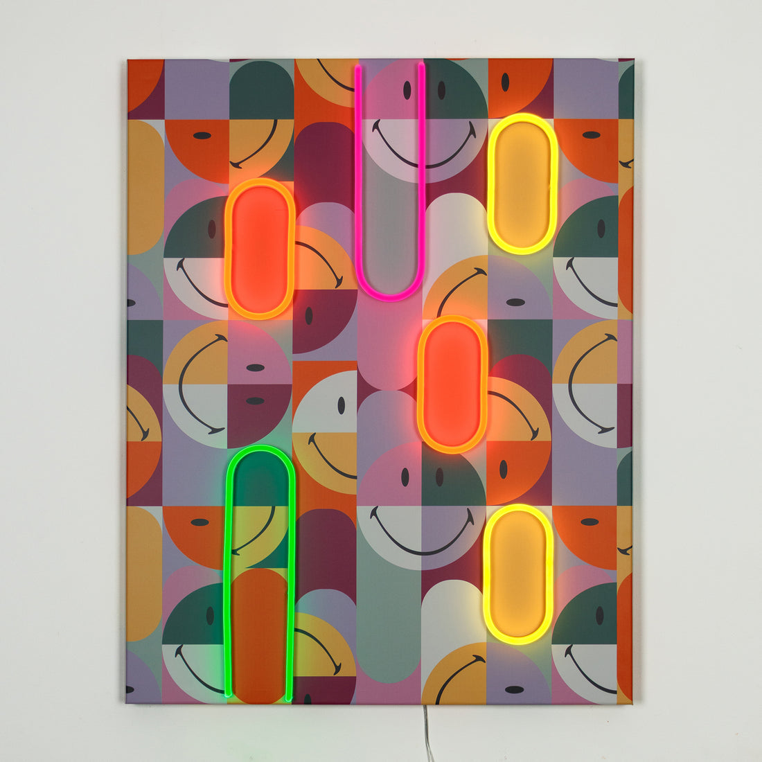Happy Bunch: The Original Smiley LED Neon Canvas