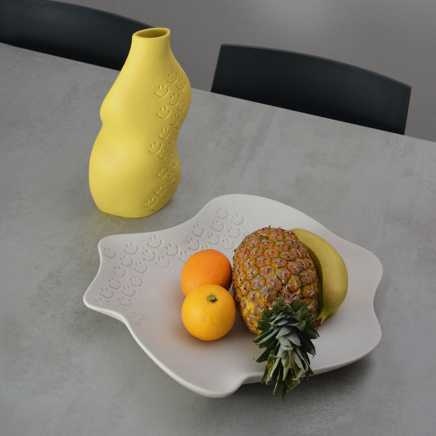 Elegant Smiley® x Lineasette Tray in Textured Porcelain Finish