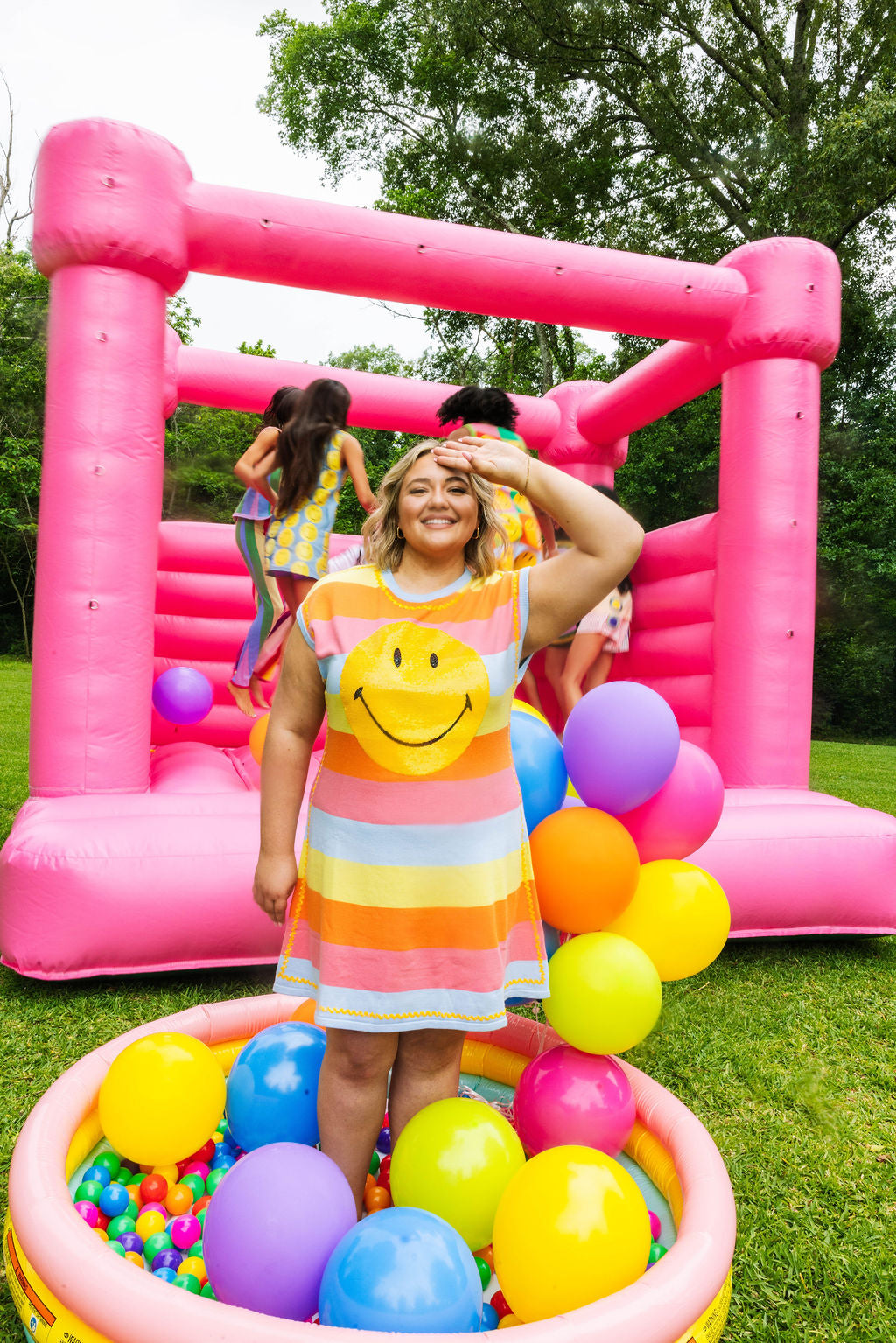 Lizenziertes gestreiftes Multi-Smiley®-Kleid