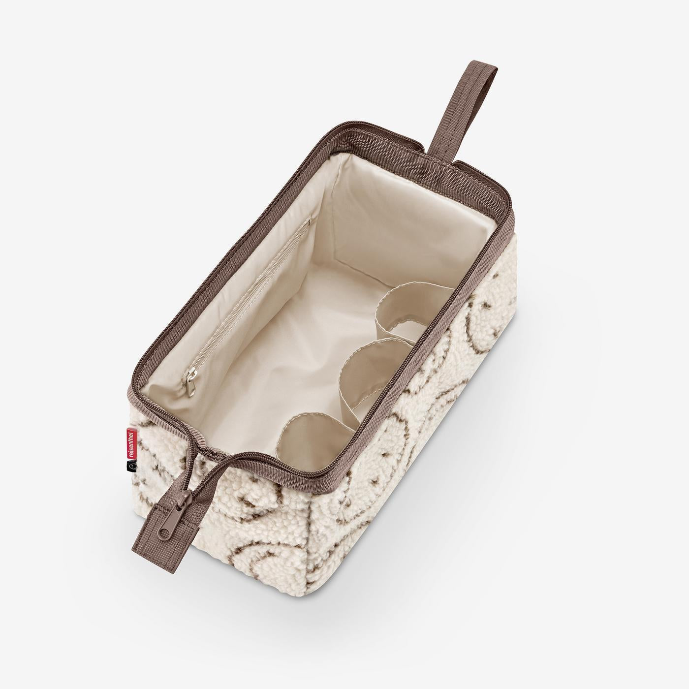 travel cosmetics