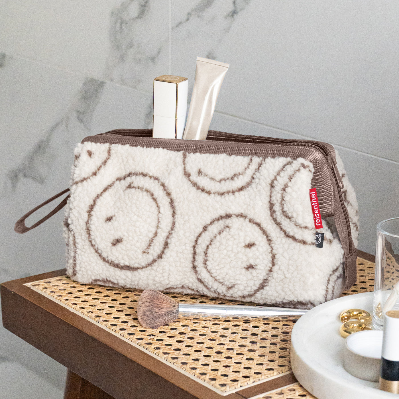 travel cosmetics