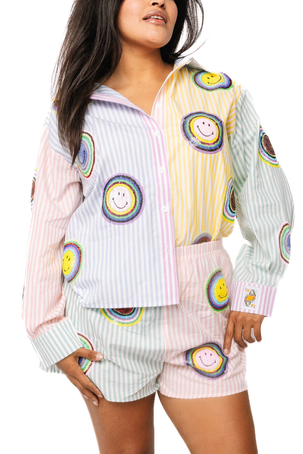 Top con botones Smiley® en bloques de color a rayas con licencia