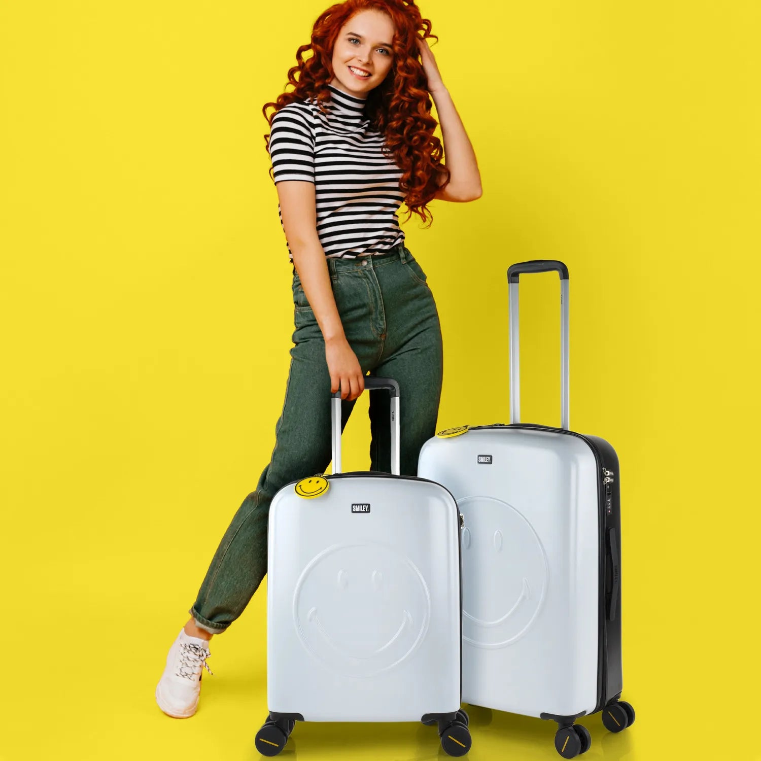 Arsamar x Smiley® | Suitcases with a capacity of 63 L